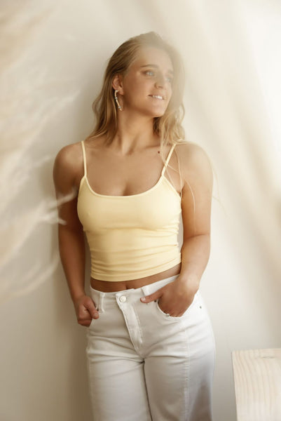 TITA AMARILLO